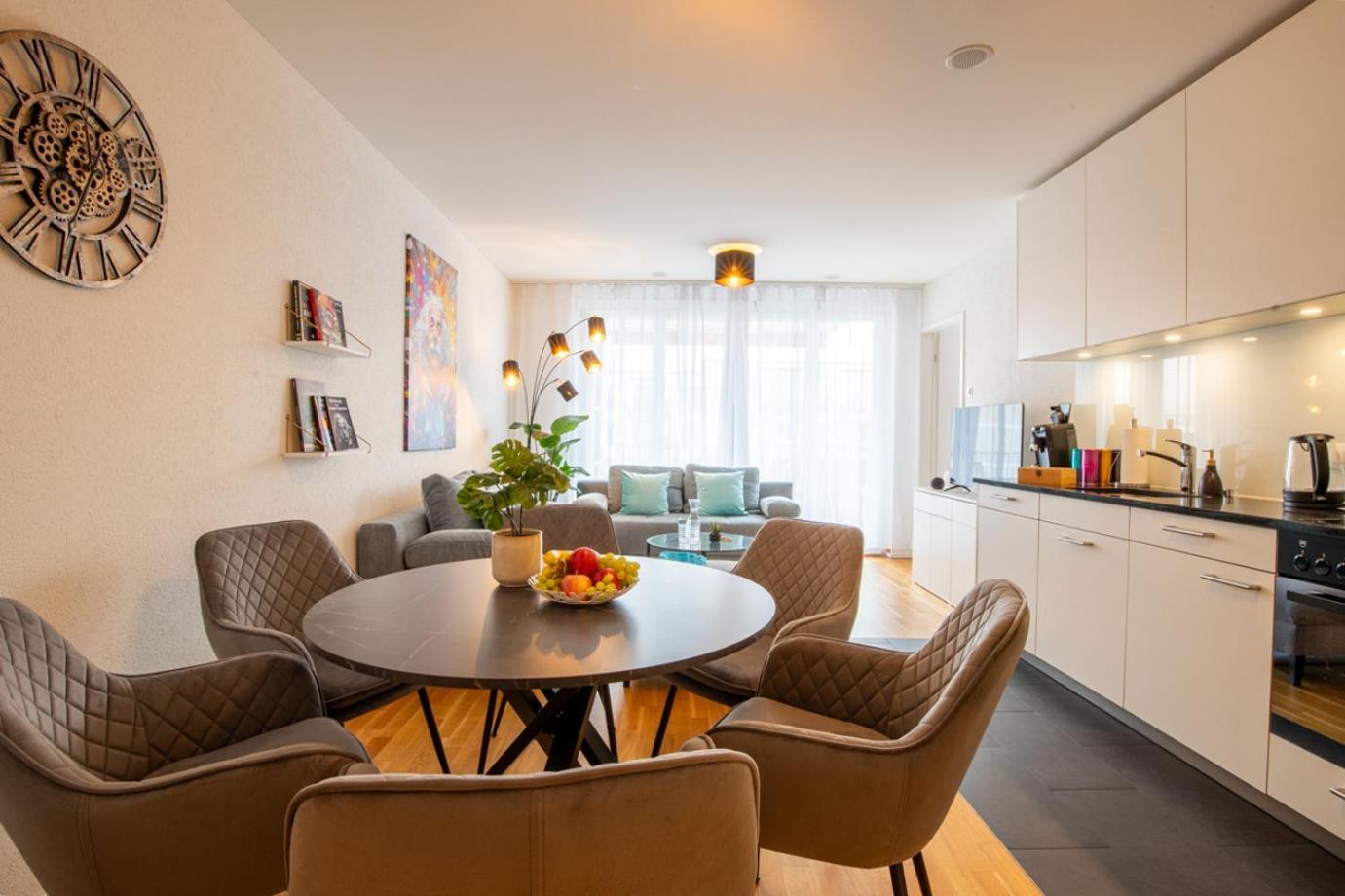 Special Einstein II Apartment Basel, Messe Kleinbasel 10-Star מראה חיצוני תמונה